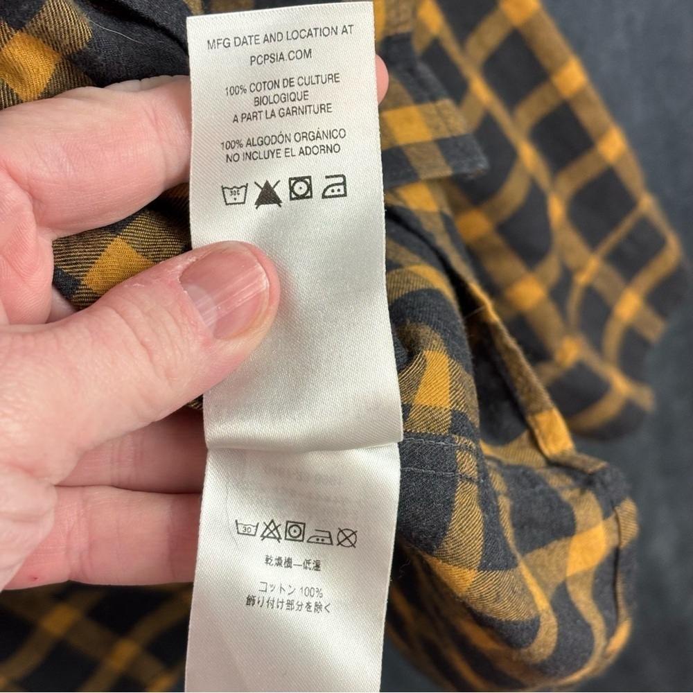 Patagonia Men’s Long Sleeve Pima Cotton Worn Wear plaid shirt - Picture 5 of 8